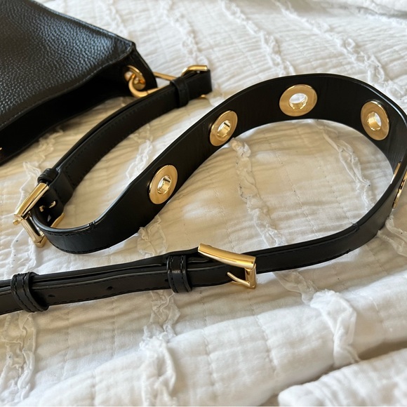 Michael Kors Black Sullivan North/South Messenger - Picture 8 of 10